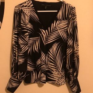 White House black market top